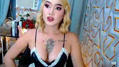 tiarrafoxs online show from 03-16-26, 08:18