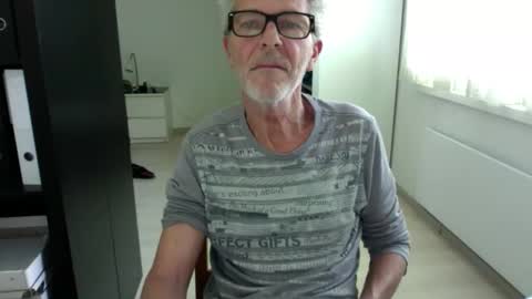 tiburzio online show from 09-10-25, 12:16