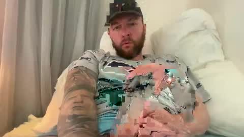 Snapshot of ticalsparks chatting on 10-04-25, 05:05 ticalsparks online show from 10-04-25, 05:05