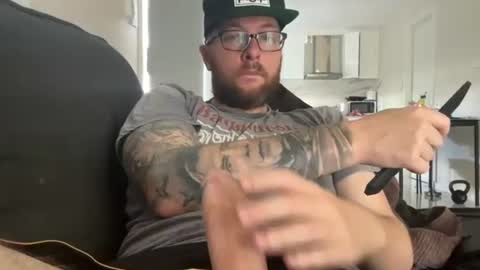 Snapshot of ticalsparks chatting on 11-11-25, 02:44 ticalsparks online show from 11-11-25, 02:44