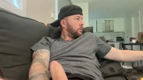 Snapshot of ticalsparks chatting on 01-06-26, 01:31 ticalsparks online show from 01-06-26, 01:31