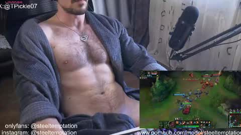 Snapshot of tickle_my_pickle07 chatting on 04-23-26, 12:29 tickle_my_pickle07 online show from 04-23-26, 12:29