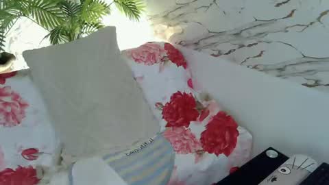 Snapshot of ticklish_pinayclit chatting on 07-18-26, 08:18 VictoriaSEPARATED FOR 15YEARS online show from 07-18-26, 08:18