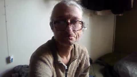 tiddles12345 online show from 04-26-26, 12:36