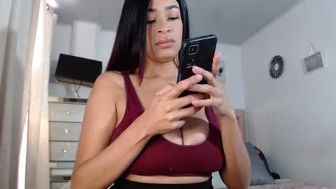 Snapshot of tifannyss chatting on 06-19-26, 03:27 tifannyss online show from 06-19-26, 03:27