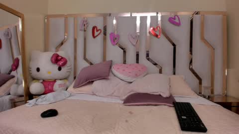    online show from 02-10-25, 09:47