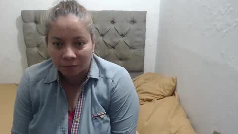 Snapshot of tiffa_hot_29 chatting on 12-14-25, 09:36 Tiffany online show from 12-14-25, 09:36