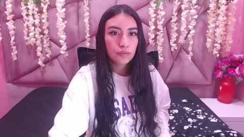 Snapshot of tiffani_hott_ chatting on 12-07-24, 03:47 TIFANI online show from 12-07-24, 03:47
