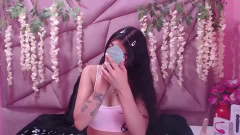 Snapshot of tiffani_hott_ chatting on 12-10-24, 08:19 TIFANI online show from 12-10-24, 08:19