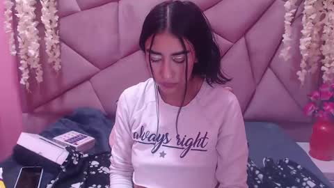 Snapshot of tiffani_hott_ chatting on 12-14-24, 03:29 TIFANI online show from 12-14-24, 03:29