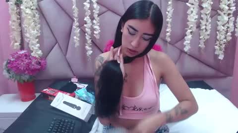 Snapshot of tiffani_hott_ chatting on 01-24-25, 03:43 TIFANI online show from 01-24-25, 03:43