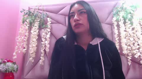 Snapshot of tiffani_hott_ chatting on 02-15-25, 03:09 TIFANI online show from 02-15-25, 03:09