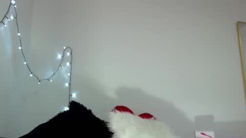 Snapshot of tiffani_hott_ chatting on 03-11-25, 05:16 TIFANI online show from 03-11-25, 05:16