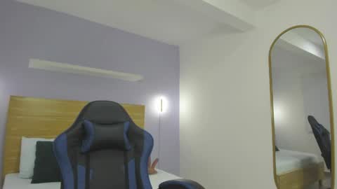 Snapshot of tiffanny_doll_ chatting on 04-27-26, 12:36 T I F F A N N Y online show from 04-27-26, 12:36