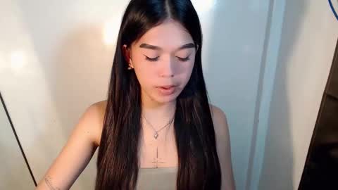 Snapshot of tiffany_amberx chatting on 05-09-26, 06:46 tiffany_amberx online show from 05-09-26, 06:46