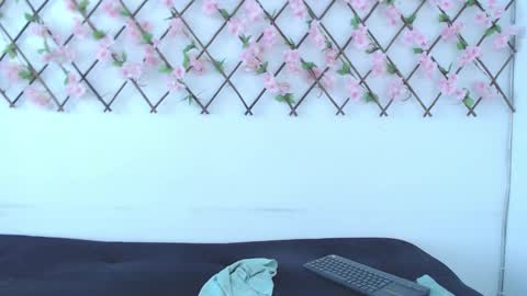 Tiffany online show from 03-20-26, 02:44