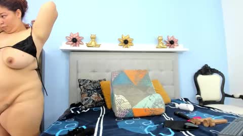 tiffany  online show from 12-02-25, 01:44