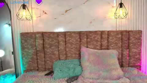 Snapshot of tiffany_johnson111 chatting on 07-15-26, 07:19 tiffany_johnson111 online show from 07-15-26, 07:19