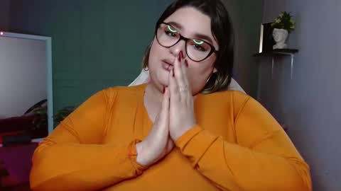 Snapshot of tiffany_laurens chatting on 12-06-24, 06:59 dont forget ask for custom vids online show from 12-06-24, 06:59