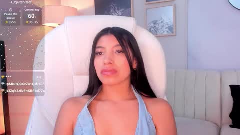 Snapshot of tiffany_low chatting on 01-05-26, 05:27 tiffany_low online show from 01-05-26, 05:27