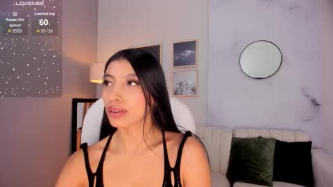 Snapshot of tiffany_low chatting on 01-07-26, 12:07 tiffany_low online show from 01-07-26, 12:07