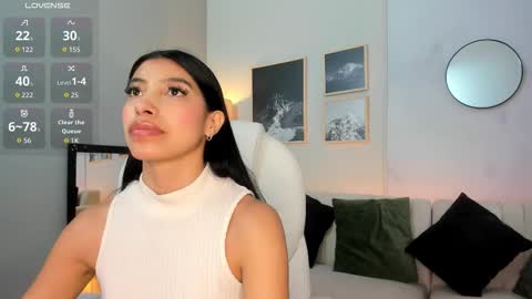 Snapshot of tiffany_low chatting on 02-01-26, 01:53 tiffany_low online show from 02-01-26, 01:53