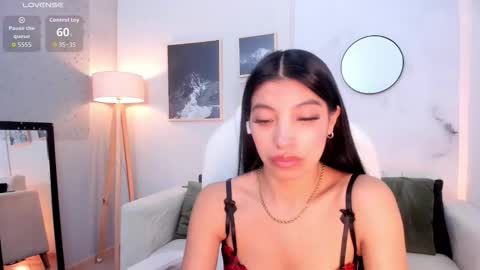 Snapshot of tiffany_low chatting on 02-04-26, 02:01 tiffany_low online show from 02-04-26, 02:01