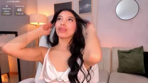 Snapshot of tiffany_low chatting on 02-06-26, 01:36 tiffany_low online show from 02-06-26, 01:36