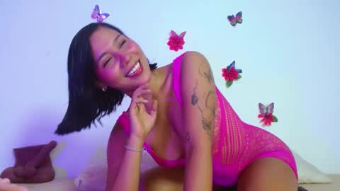 Snapshot of tiffany_magic chatting on 03-17-26, 05:33 TIFF online show from 03-17-26, 05:33