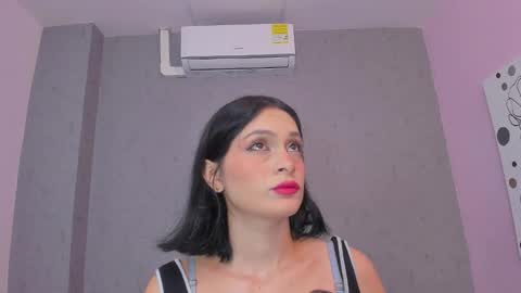 tiffany_mendez online show from 10-17-25, 12:08