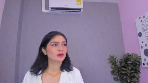 tiffany_mendez online show from 05-06-26, 12:10