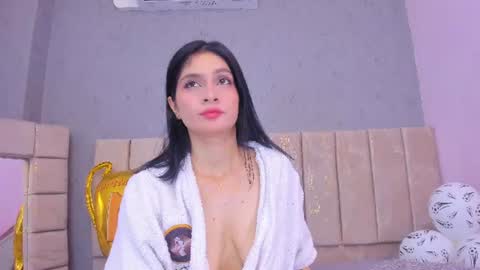 Snapshot of tiffany_mendez chatting on 07-07-26, 12:09 tiffany_mendez online show from 07-07-26, 12:09