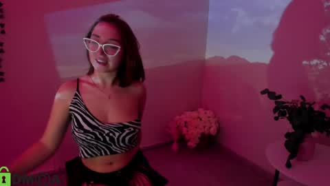 tiffany_robinson online show from 04-21-26, 03:13