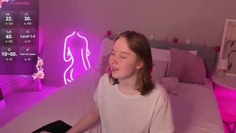 Snapshot of tiffany_roy chatting on 01-26-25, 05:23 tiffany_roy online show from 01-26-25, 05:23