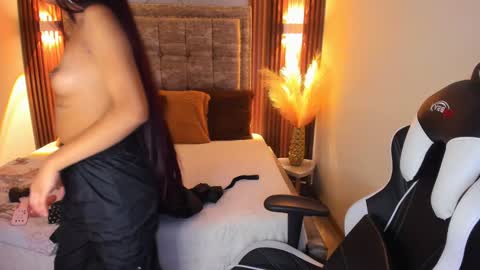 Snapshot of tiffany_sander chatting on 12-19-24, 03:18 tiffany_sander online show from 12-19-24, 03:18