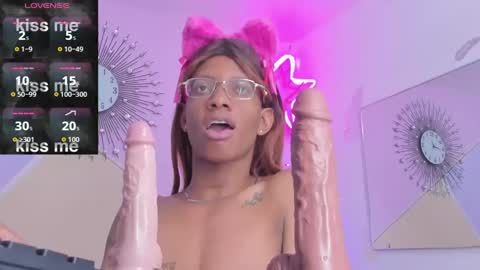 Snapshot of tiffany_valentine15xxx chatting on 10-08-25, 12:25 Xander Barbie online show from 10-08-25, 12:25