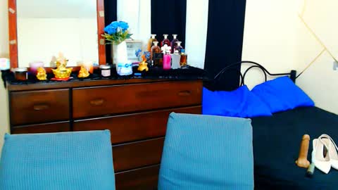 tiffanyblaire online show from 01-13-26, 05:46