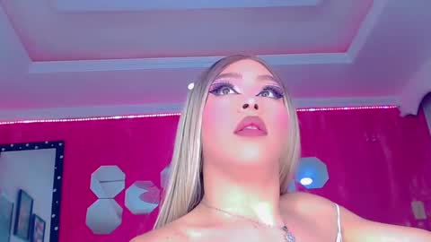 tiffanymackensyy69 online show from 11-08-25, 01:50