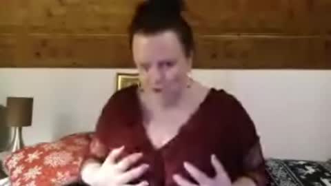 Snapshot of tiffanymature chatting on 11-27-25, 06:32 TiffanyMature online show from 11-27-25, 06:32