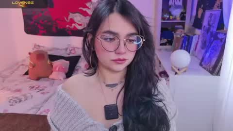 Snapshot of tigerlily__1 chatting on 06-16-26, 01:25 Lilith online show from 06-16-26, 01:25