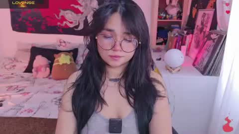 Snapshot of tigerlily__1 chatting on 06-23-26, 04:05 Lilith online show from 06-23-26, 04:05