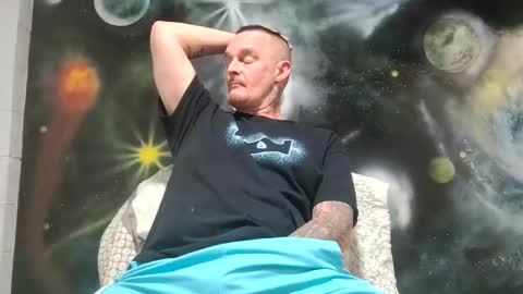 Snapshot of tigga21st chatting on 10-30-25, 08:27 tigga21st online show from 10-30-25, 08:27