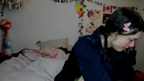 Snapshot of tiggerrosey chatting on 01-02-25, 03:48   All my Links online show from 01-02-25, 03:48