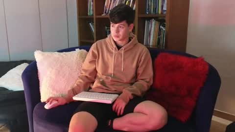 Snapshot of tightncuteass chatting on 03-20-26, 02:38 Camilo online show from 03-20-26, 02:38