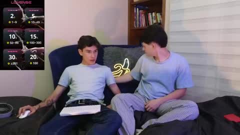 Snapshot of tightncuteass chatting on 05-17-26, 12:19 Camilo online show from 05-17-26, 12:19