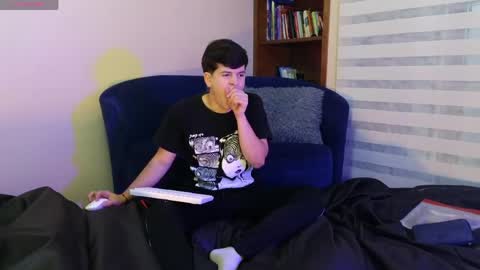 Snapshot of tightncuteass chatting on 05-19-26, 11:22 Camilo online show from 05-19-26, 11:22