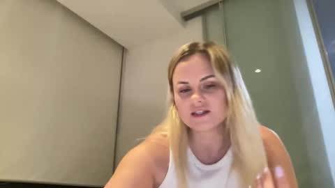Lexi online show from 02-27-25, 09:32