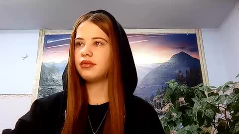 Snapshot of tillietruchan chatting on 02-05-26, 11:15 Natalie online show from 02-05-26, 11:15