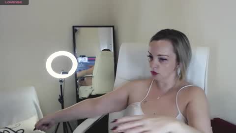 Tilly online show from 02-09-25, 09:17