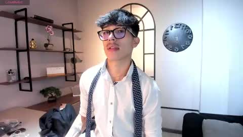 Tim Fox online show from 11-11-25, 12:05